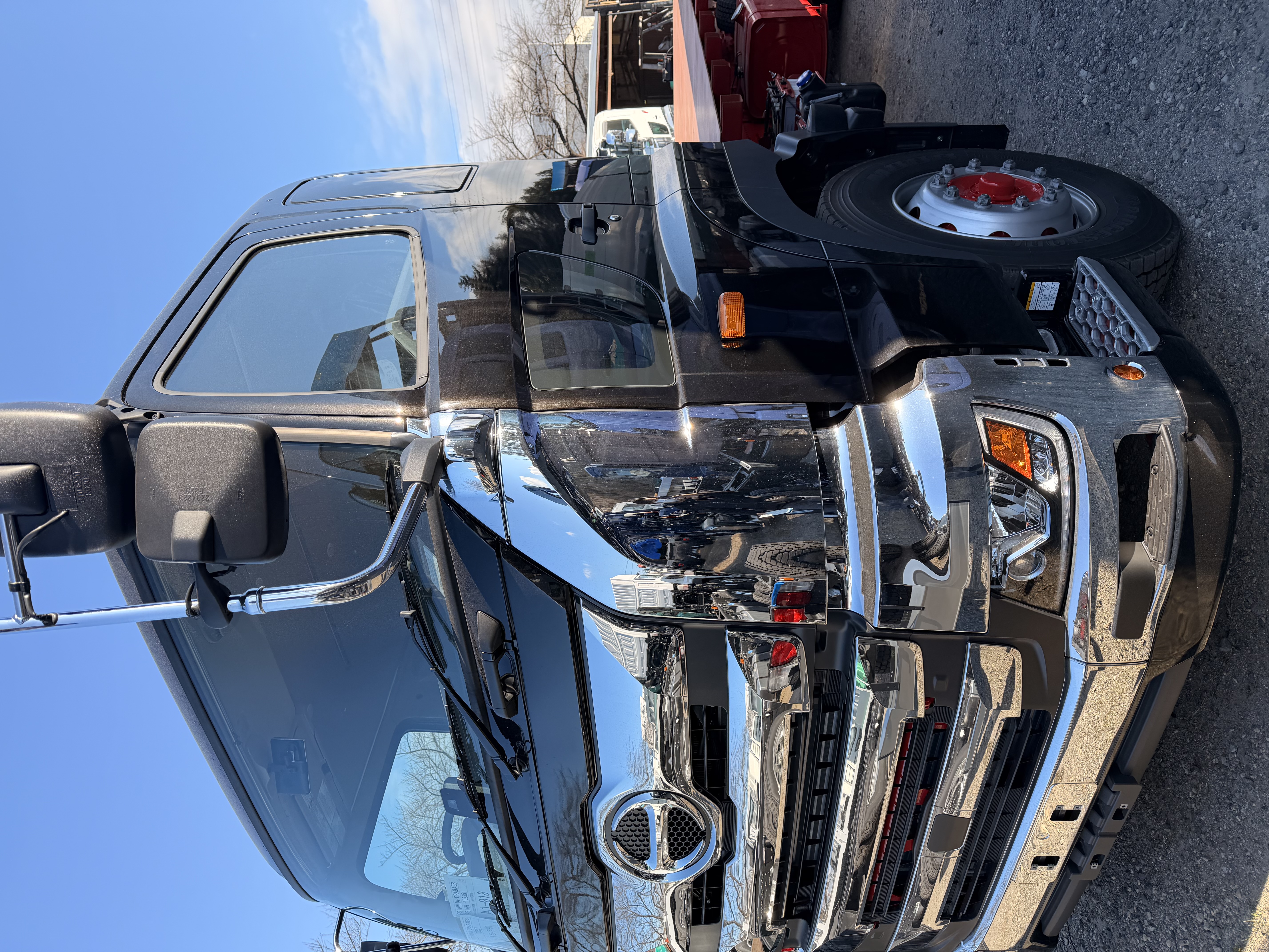 荷台の架装を行う工場まで回送